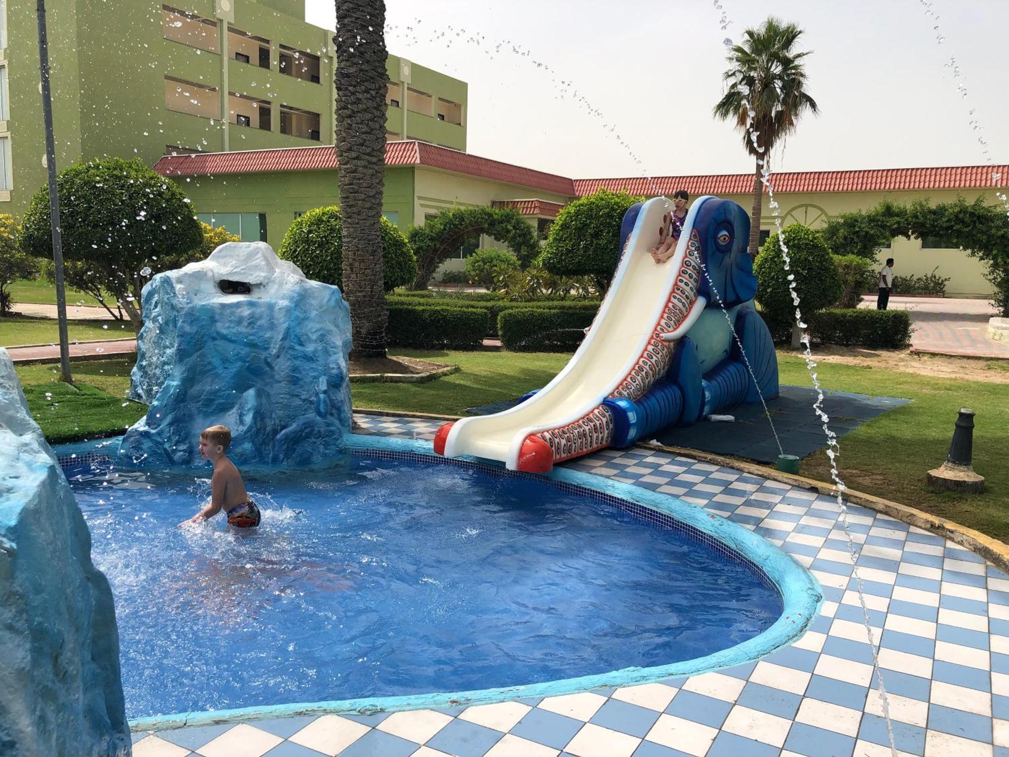 Flamingo Beach Hotel Umm al-Qaiwain Buitenkant foto