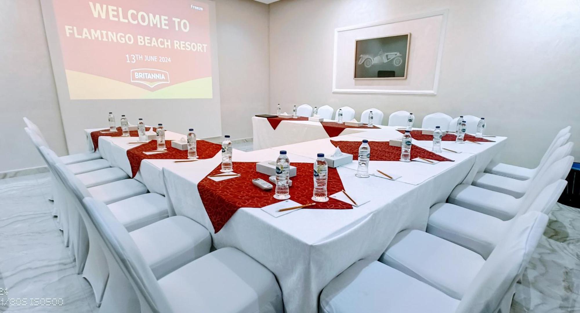 Flamingo Beach Hotel Umm al-Qaiwain Buitenkant foto