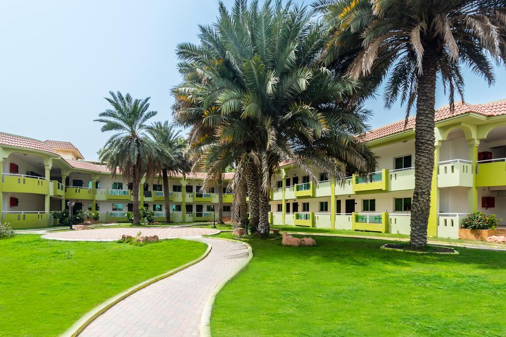 Flamingo Beach Hotel Umm al-Qaiwain Buitenkant foto